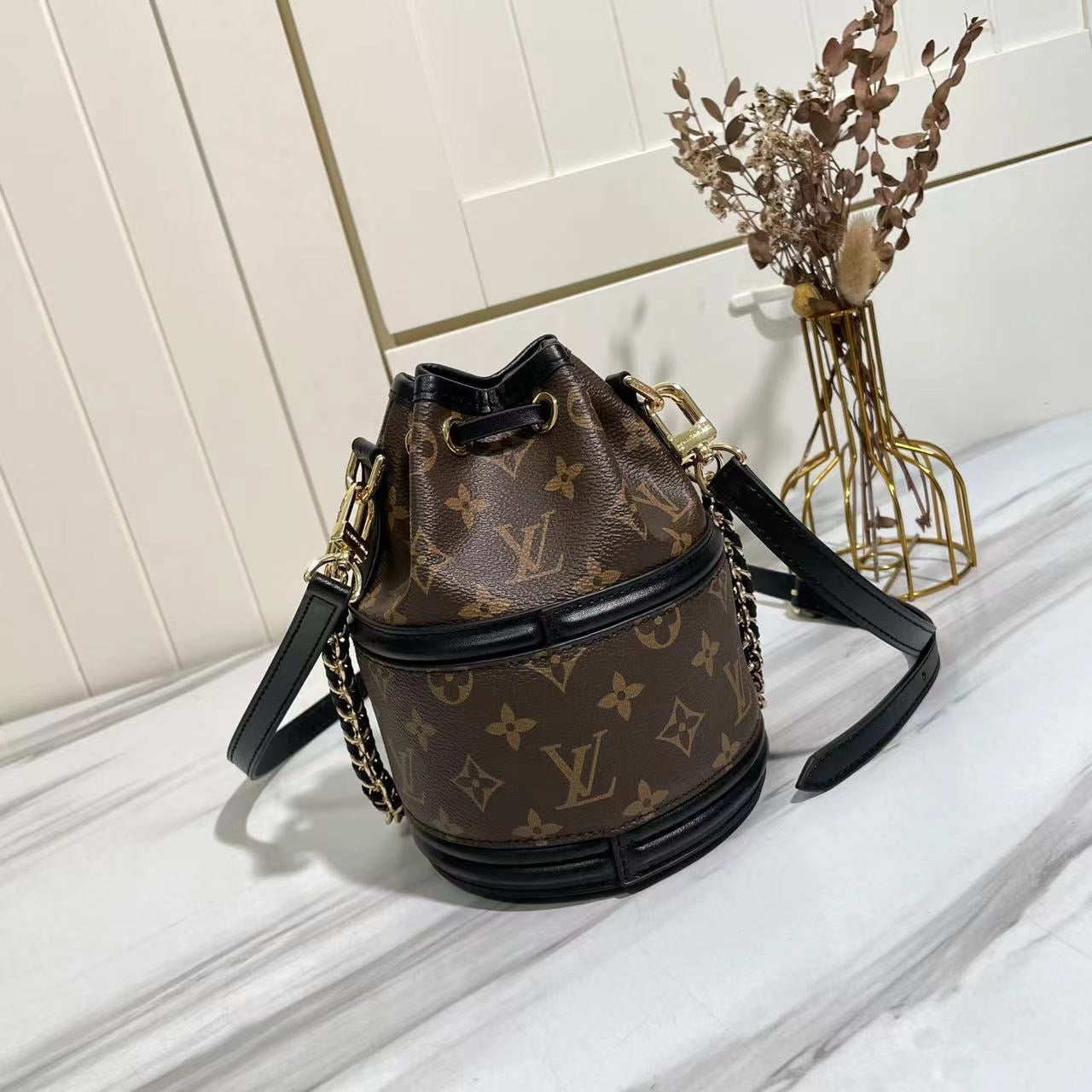 Lv Monogram bag