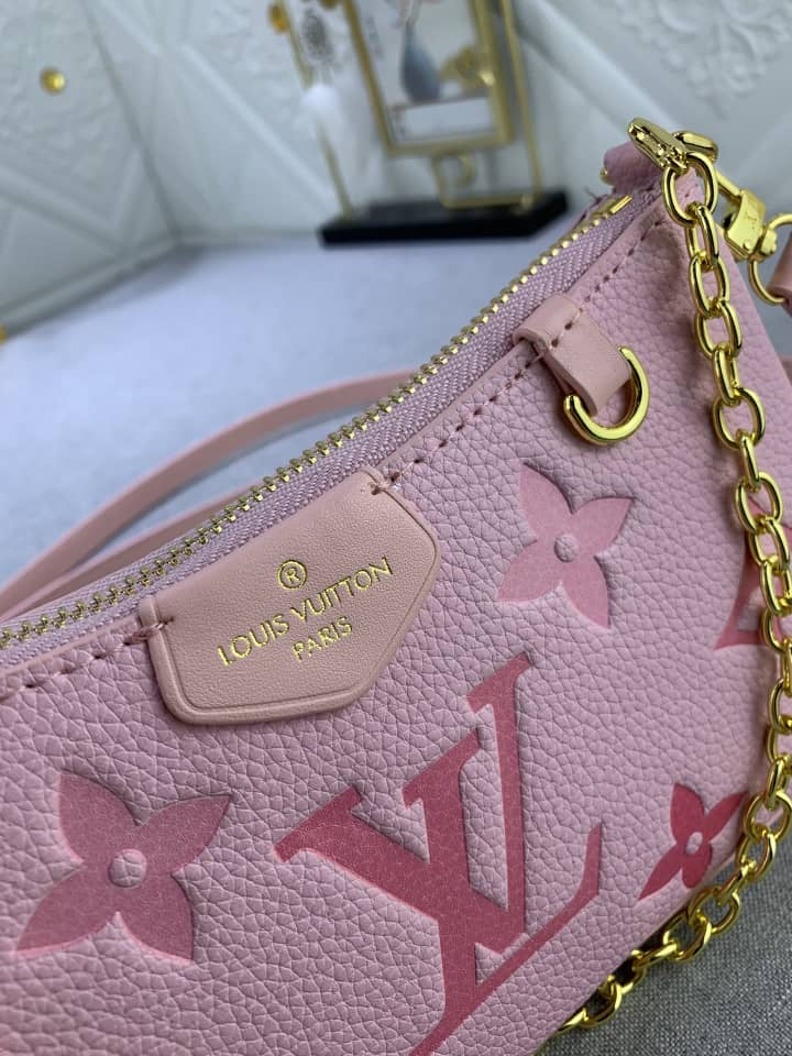 Pink Lv Bag 🩷