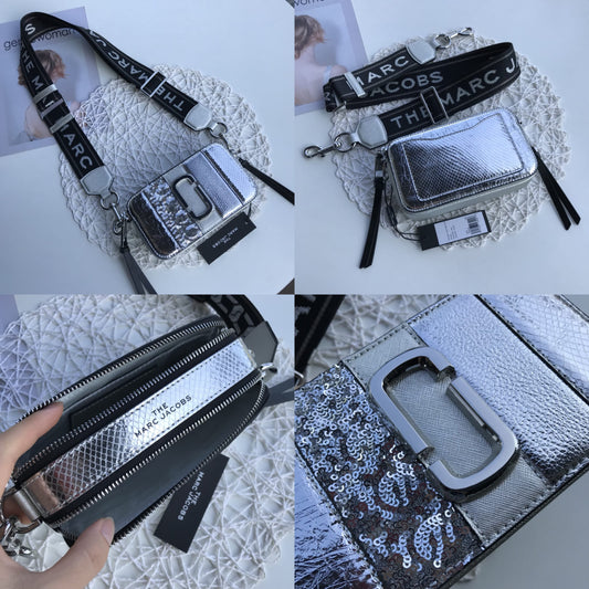 Silver MJ Snapshot Bag 🩶